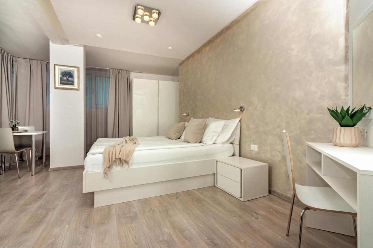 Apartments Lovret Flowers Split Dış mekan fotoğraf