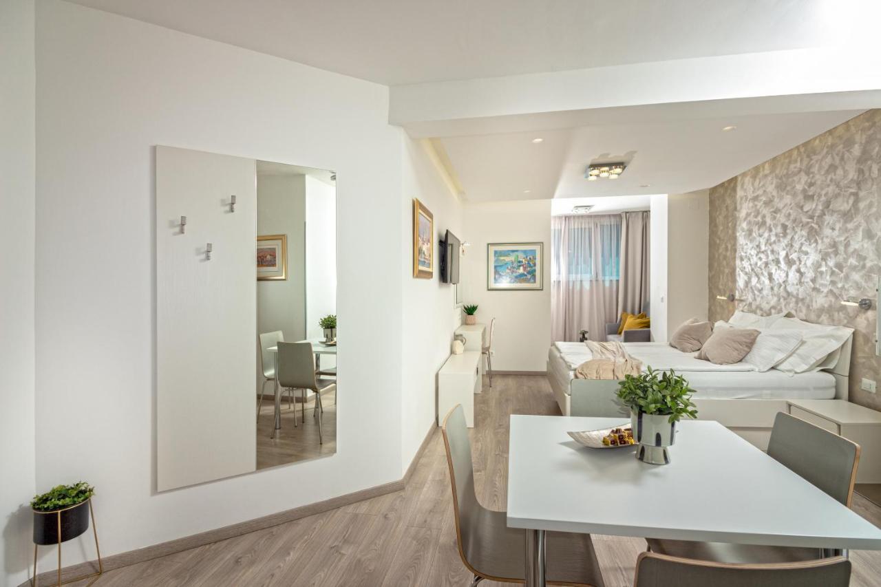 Apartments Lovret Flowers Split Dış mekan fotoğraf