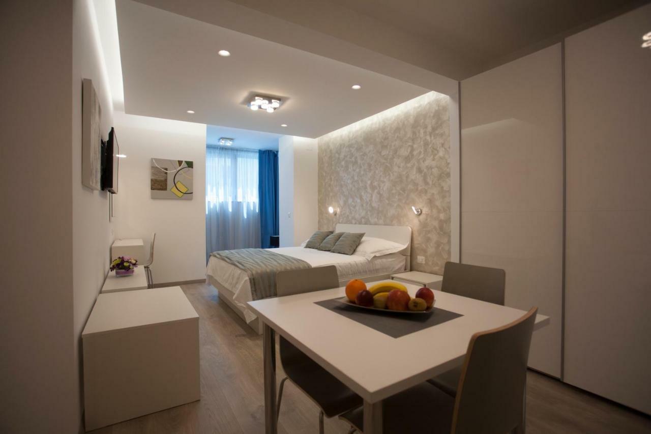 Apartments Lovret Flowers Split Dış mekan fotoğraf