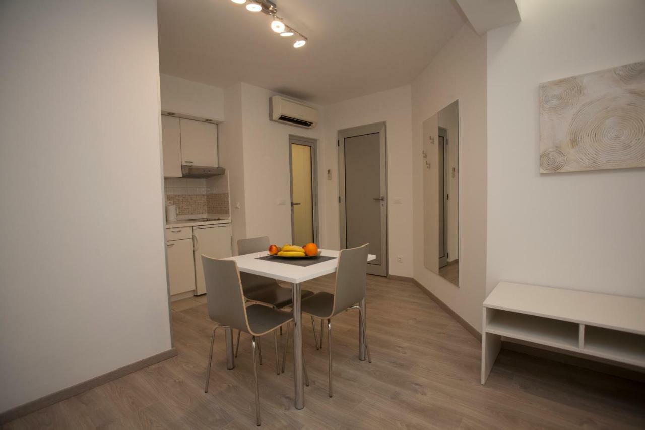 Apartments Lovret Flowers Split Dış mekan fotoğraf
