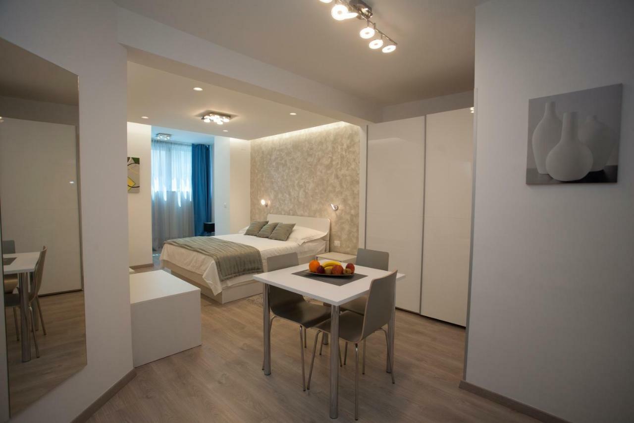 Apartments Lovret Flowers Split Dış mekan fotoğraf